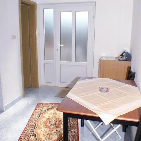 With A Parking Space Splitska, Brac - 2858 Apartman Postira