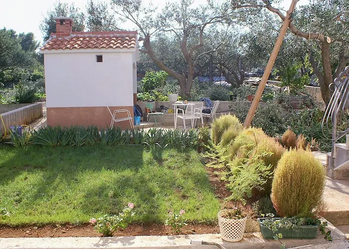 With A Parking Space Splitska, Brac - 2858 아파트 포스티라