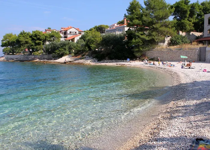 아파트 With A Parking Space Splitska, Brac - 2858 포스티라